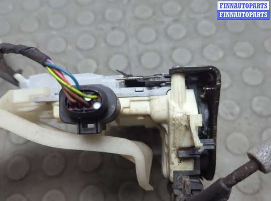 купить Замок двери на Volkswagen Touareg 2010-2014