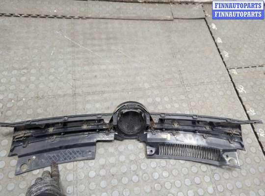 купить Решетка радиатора на Volkswagen Golf 6 2008-2012