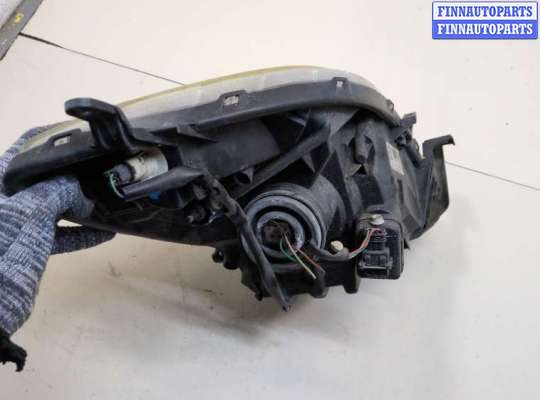 купить Фара (передняя) на Toyota Yaris 2005-2011