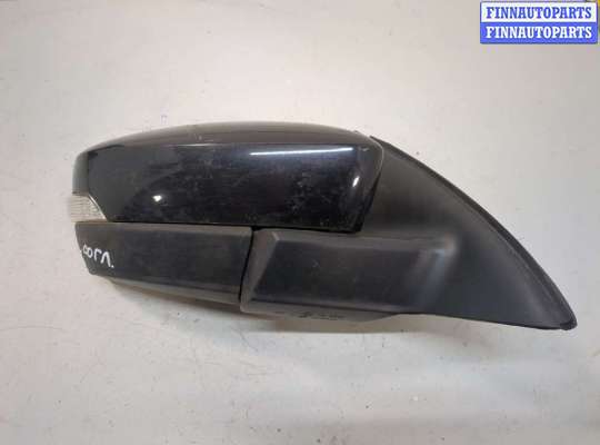 Зеркало боковое на Skoda Rapid (NH)