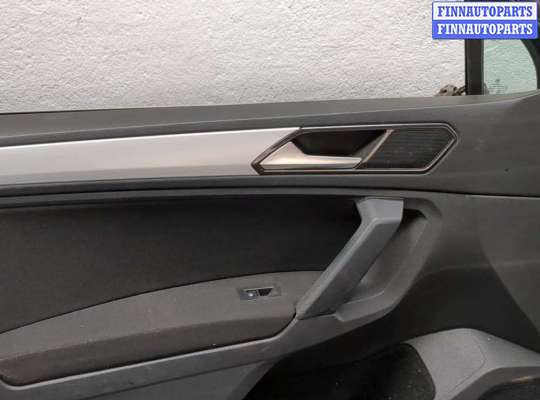 купить Стекло форточки двери на Volkswagen Tiguan 2016-2020