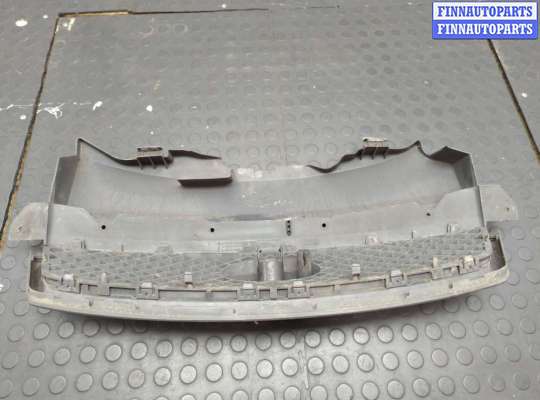 купить Решетка радиатора на Ford Focus 2 2005-2008