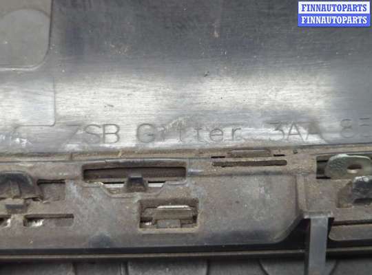 купить Решетка радиатора на Volkswagen Passat 7 2010-2015 Европа