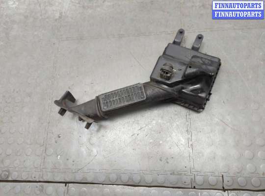 купить Корпус воздушного фильтра на Chevrolet Volt 2010-2015