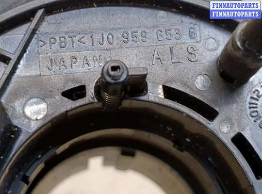 Подрулевой переключатель на Volkswagen Bora (1J2)