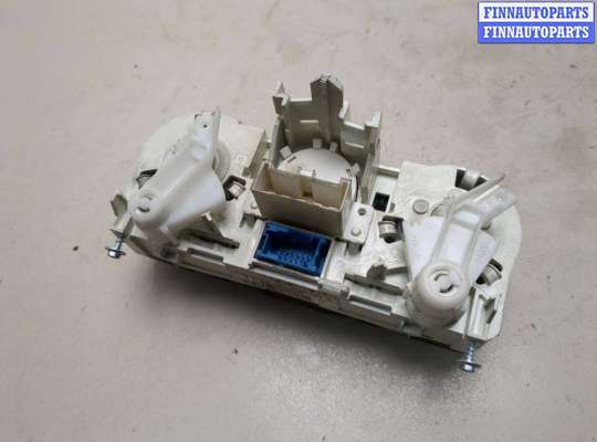 Блок управления печкой на Opel Corsa D