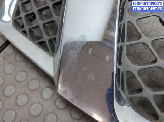 купить Решетка радиатора на Nissan Pathfinder 2004-2014