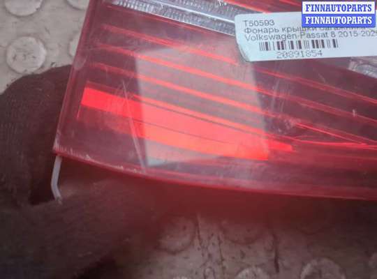 Фонарь крышки багажника на Volkswagen Passat B8 (3G)
