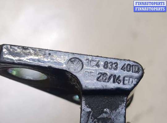 купить Петля двери на Volkswagen Passat 7 2010-2015 Европа