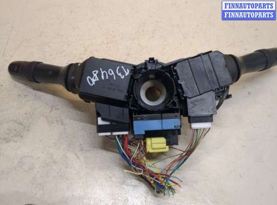 Подрулевой переключатель на Toyota Avensis III (T270) 