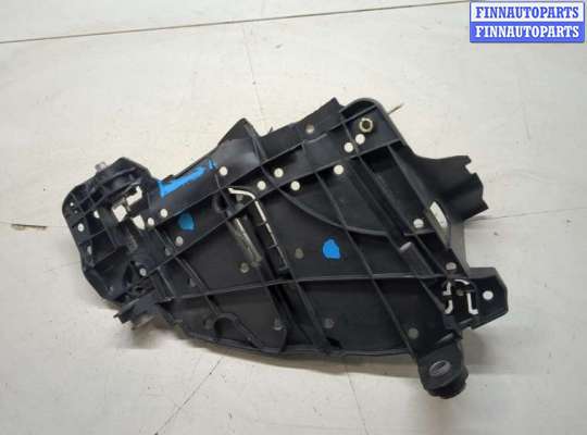 купить Кронштейн фары на Volkswagen Touareg 2007-2010