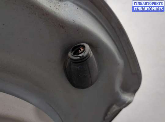 купить Щеткодержатель на Opel Astra J 2010-2017