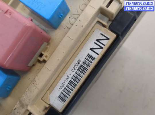 купить Блок предохранителей на Toyota Camry V40 2006-2011