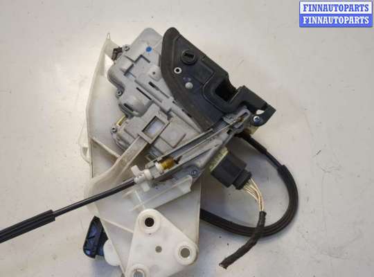 Замок боковой двери на Volkswagen Passat B6 (3C)