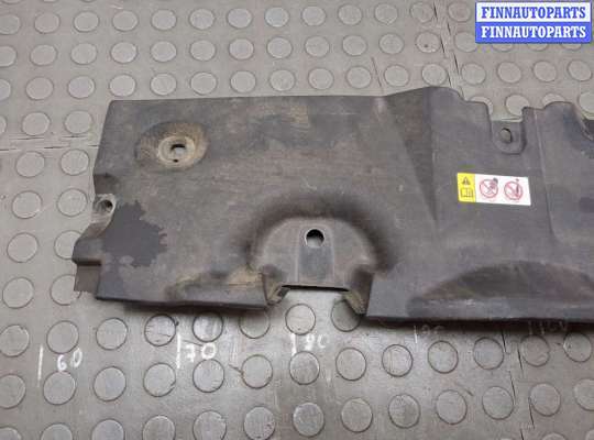 Пластик на Toyota RAV4 V (XA50)