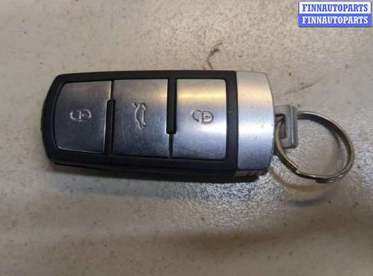 купить Ключ зажигания на Volkswagen Passat CC 2008-2012