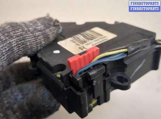 купить Электропривод заслонки отопителя на Hummer H2