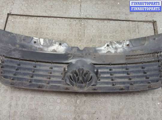 купить Решетка радиатора на Volkswagen Transporter 5 2003-2015