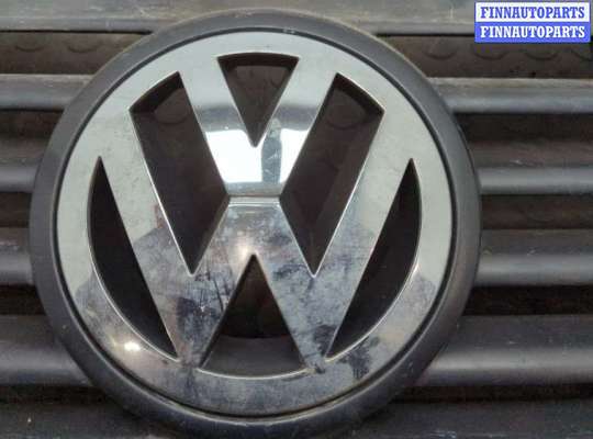 купить Решетка радиатора на Volkswagen Transporter 5 2003-2015