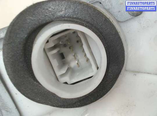 купить Замок двери на Toyota Prius 2009-2015