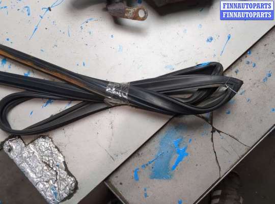 Уплотнитель двери на Hyundai i40