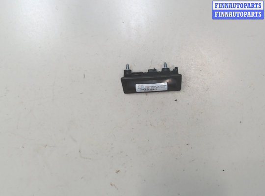 купить Кнопка открывания багажника с крышки на Audi A4 (B8) 2007-2015