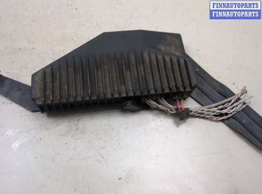 Усилитель звука VL482570 на Volvo S60 2000-2009