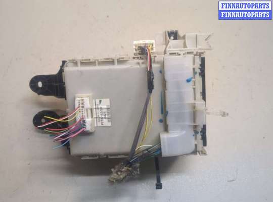 купить Блок предохранителей на Toyota Corolla E15 2006-2013