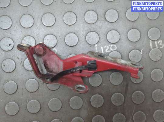 купить Петля капота на Toyota Corolla E12 2001-2006