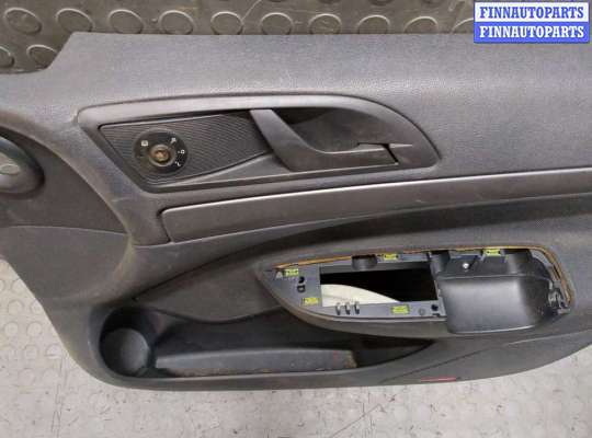 купить Дверная карта (Обшивка двери) на Skoda Octavia (A5) 2004-2013