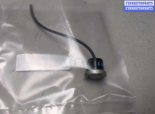 Купить Датчик парктроника на Volvo S60 2000-2009 Датчик парктроника VL557947 на Volvo S60 2000-2009