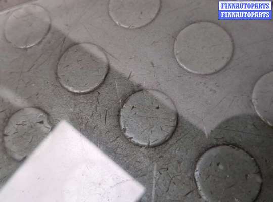 купить Стекло боковой двери на Mitsubishi Outlander 2003-2009