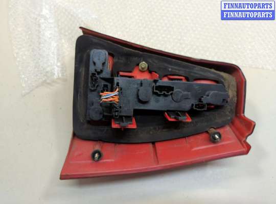 купить Фонарь (задний) на Volkswagen Golf 4 1997-2006