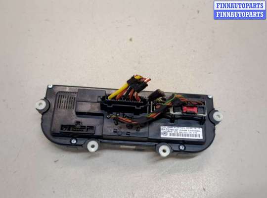 купить Переключатель отопителя (печки) на Volkswagen Passat 7 2010-2015 Европа