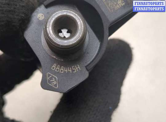 Форсунка топливная на Nissan Qashqai I (J10)
