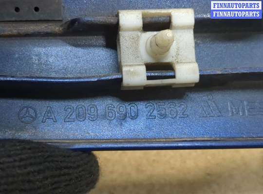 купить Молдинг крыла на Mercedes CLK W209 2002-2010