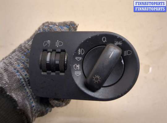 купить Переключатель света на Audi A3 (8P) 2003-2013