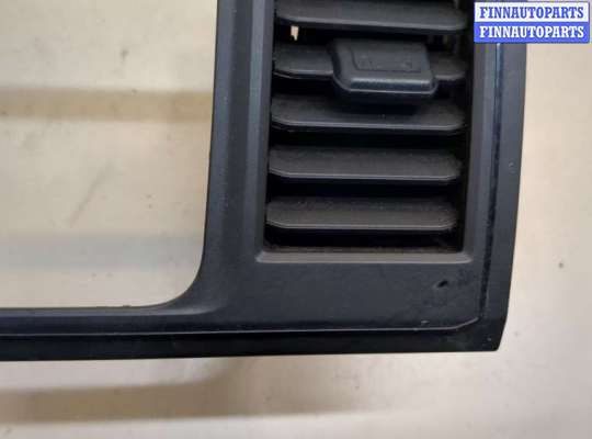 Рамка магнитолы на Volkswagen Transporter T6