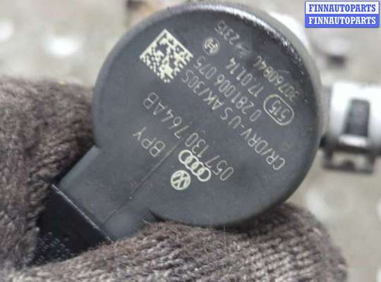 купить Рампа (рейка) топливная на Skoda Octavia (A7) 2013-2023