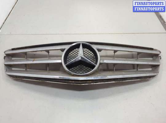 купить Решетка радиатора на Mercedes C W204 2006-2015