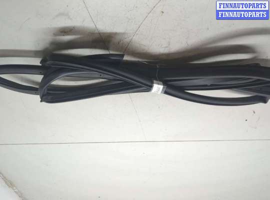 купить Уплотнитель на KIA Sportage 2004-2010