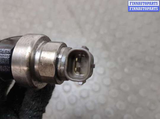 купить Форсунка топливная на Opel Zafira B 2005-2014