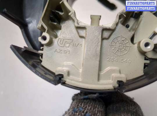 Подрулевой переключатель на Mercedes-Benz C (W203)