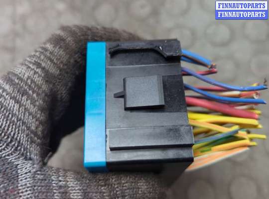 купить Блок предохранителей на Renault Scenic 1996-2002