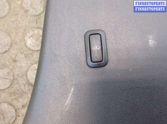 купить Обшивка центральной стойки на Skoda Octavia (A5) 2004-2013