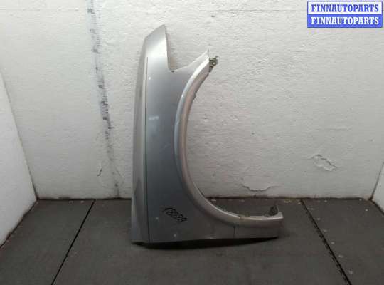 Крыло IFM3743 на Infiniti QX56 2004-2010