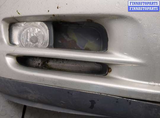 Бампер передний на Toyota Avensis II (T250)