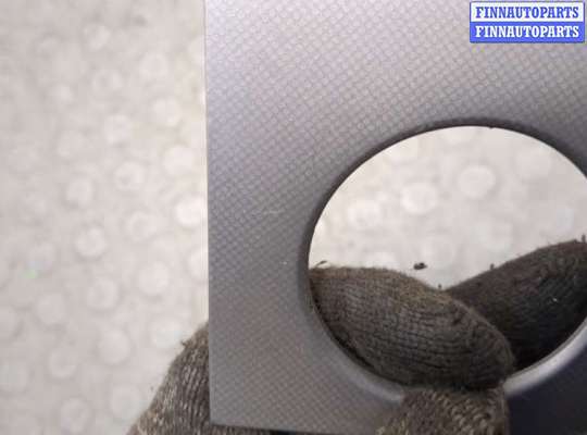 купить Рамка под переключатель отопителя на Volkswagen Passat 6 2005-2010