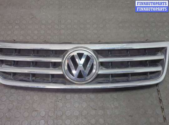 купить Решетка радиатора на Volkswagen Touareg 2002-2007