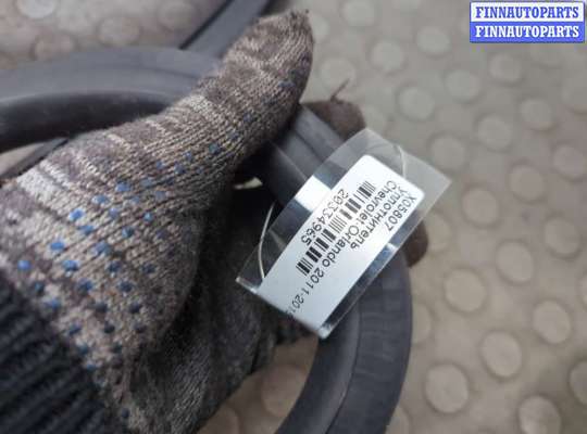 купить Уплотнитель на Chevrolet Orlando 2011-2018